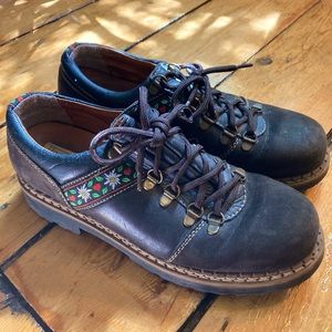 Vintage Josef Seibel Leather Floral Oxfords